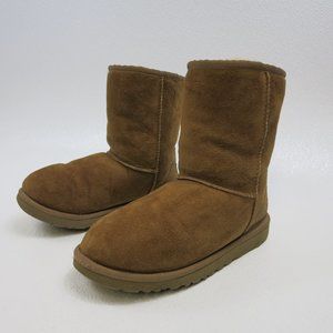 UGG Australia #5251 Classic Short Insulated Boots Shoes Kids 4